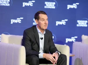 the-ai-displacement-myth-big-banks-dismiss-risks-of-automated-cash-optimization