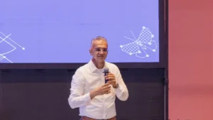 the-ai-frontier-how-indias-upi-aims-to-scale-to-a-billion-daily-transactions