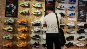 the-high-cost-of-transformation-nikes-cfo-shakeup-amidst-market-turbulence