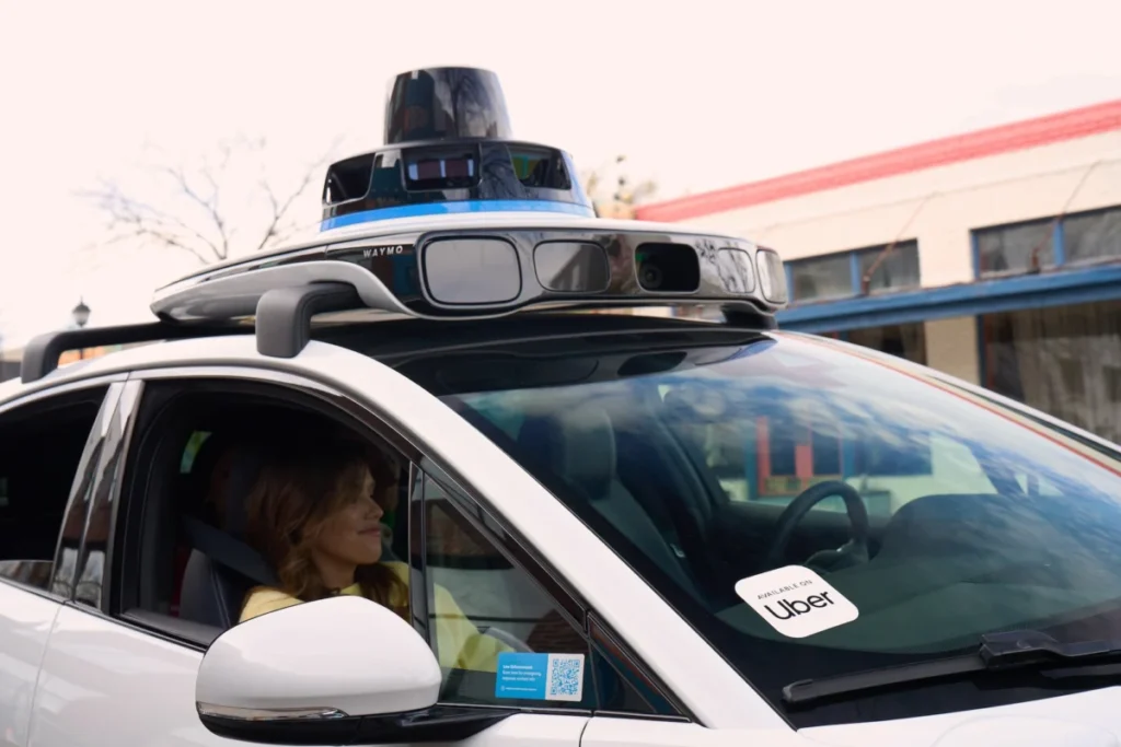 the-phoenix-pivot-why-uber-and-waymo-are-quietly-ending-their-original-robotaxi-experiment
