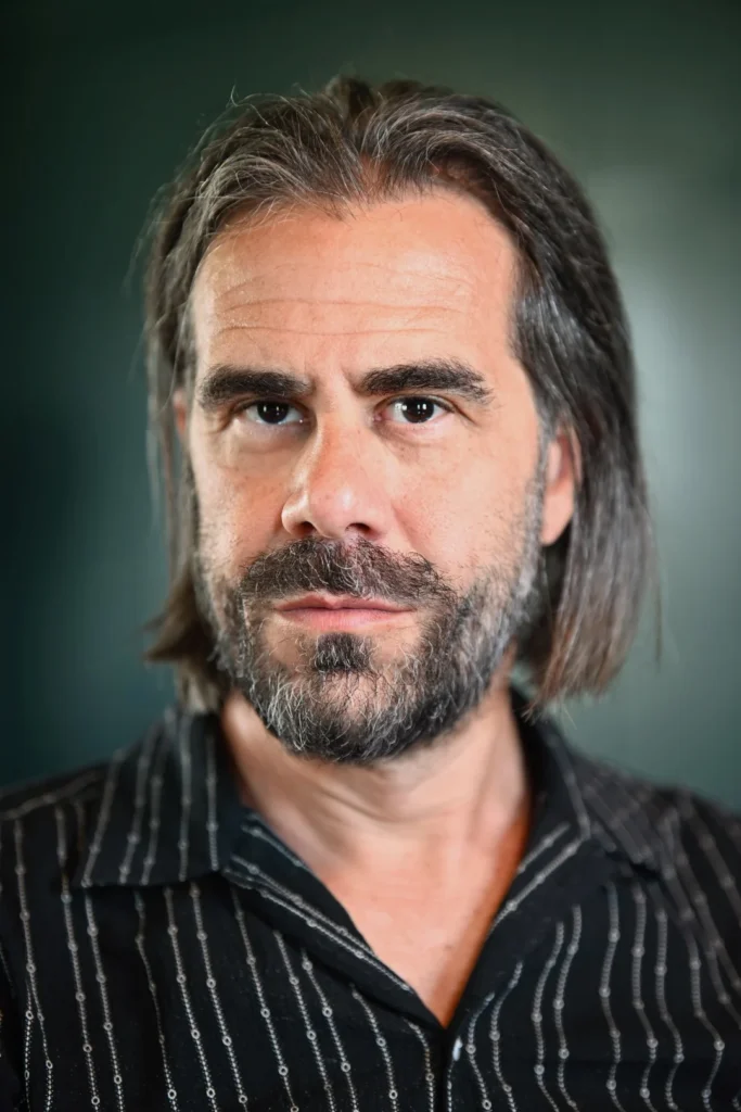 the-quiet-crisis-of-convenience-ian-bogost-on-why-weve-lost-touch-with-the-physical-world