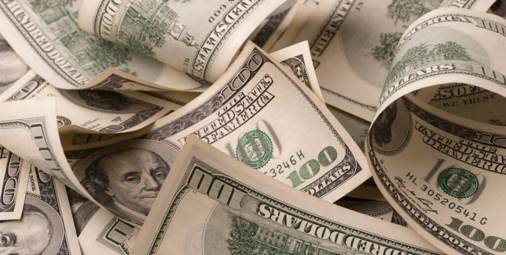 the-silent-profit-killer-why-your-dry-powder-is-losing-value-while-you-hunt-for-deals