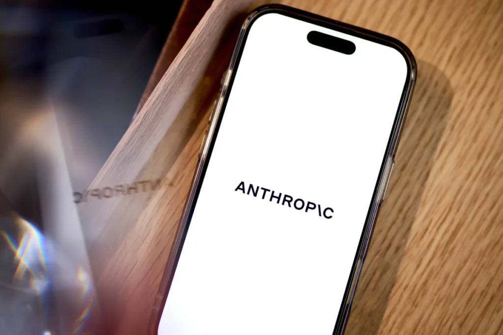 Anthropic Model Scare Sparks Urgent Bessent, Powell Warning To Bank CEOs