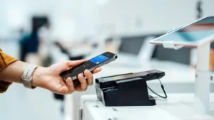 adyen-navigates-leadership-transition-amid-strategic-expansion-and-ambitious-growth-targets