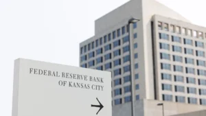 federal-reserve-issues-urgent-directive-to-small-business-bank-amid-capitalization-crisis