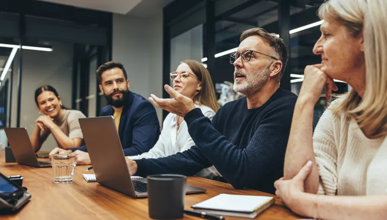 finance-professionals-secure-top-tier-status-in-workplace-satisfaction-rankings