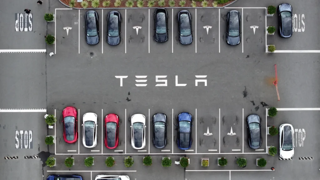 teslas-high-stakes-pivot-capex-surge-and-robotaxi-ambitions-amid-market-skepticism