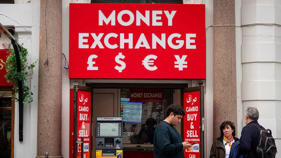 the-illusion-of-monetary-unity-lessons-from-the-euro-in-an-age-of-fragmentation