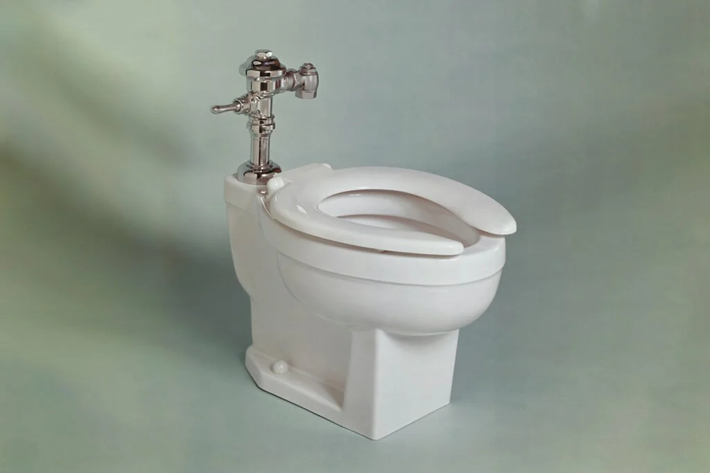 the-wobbly-toilet-principle-why-avoiding-difficult-conversations-costs-organizations-more-than-you-think