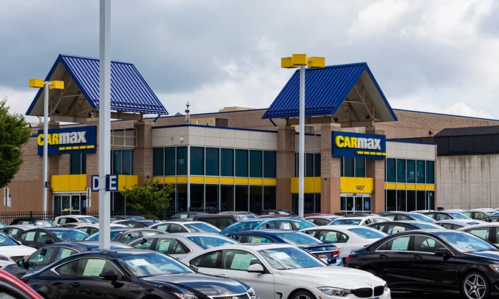 carmax-navigates-market-turbulence-corporate-restructuring-as-the-auto-industry-faces-a-new-reality