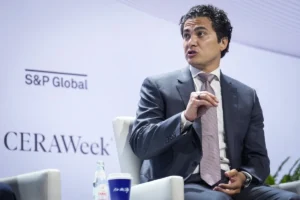 crusoe-rockets-to-30-9-billion-valuation-in-landmark-3-9-billion-funding-round
