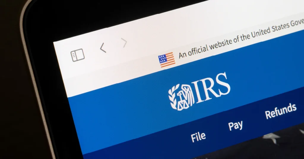 irs-issues-long-awaited-guidance-under-secure-2-0-to-streamline-retirement-plan-and-ira-rollovers