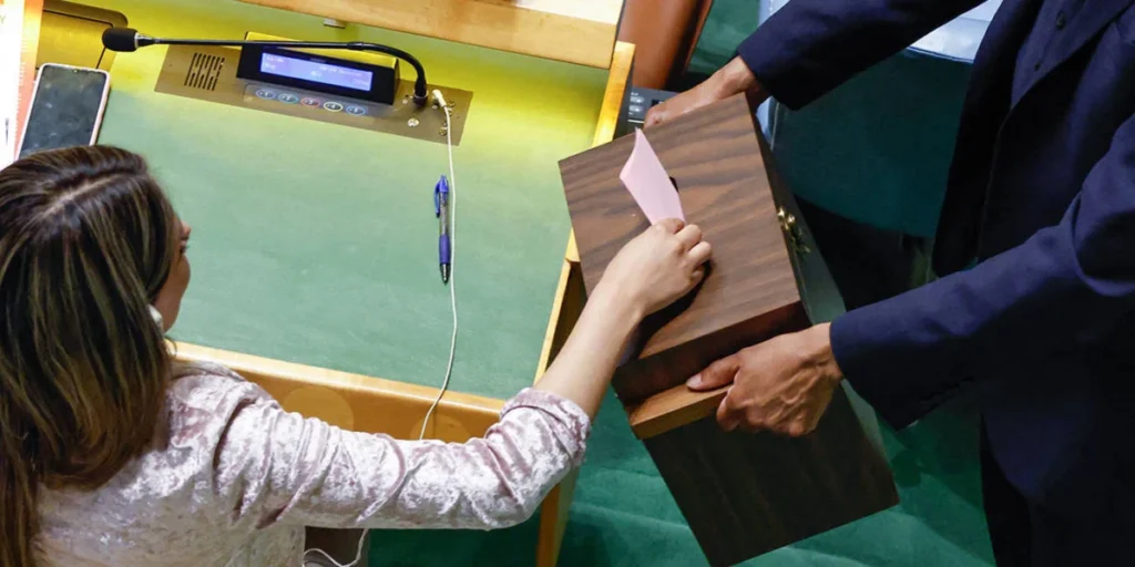 navigating-the-crisis-of-global-governance-why-the-future-of-multilateralism-depends-on-democratic-plurilateralism