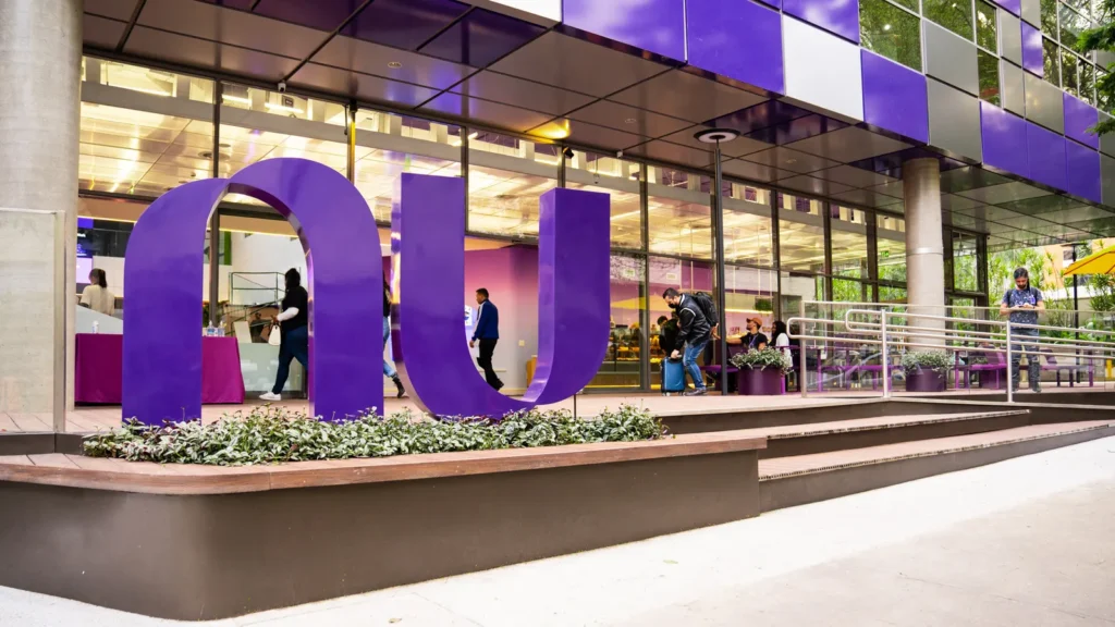 nubanks-bold-gambit-why-the-latin-american-fintech-giant-is-disrupting-the-u-s-banking-market