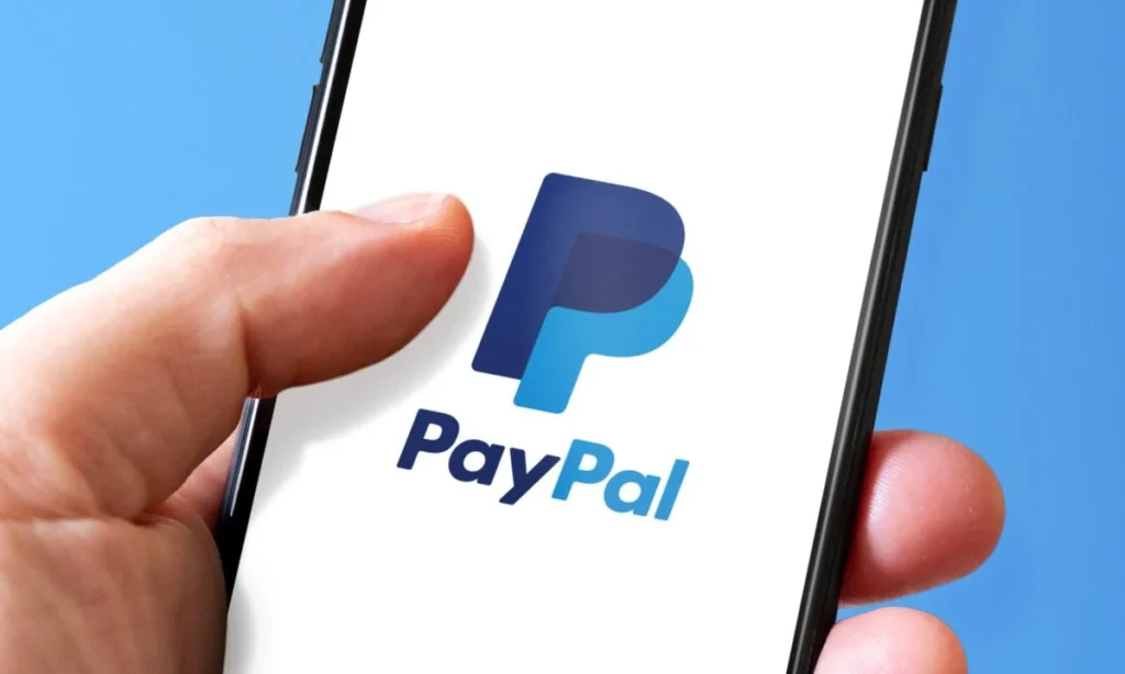 paypals-solo-path-ceo-enrique-lores-faces-a-50-billion-test-of-strategy