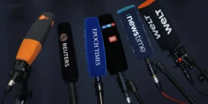 the-death-of-the-link-why-the-ai-chatbot-boom-threatens-the-future-of-verifiable-news