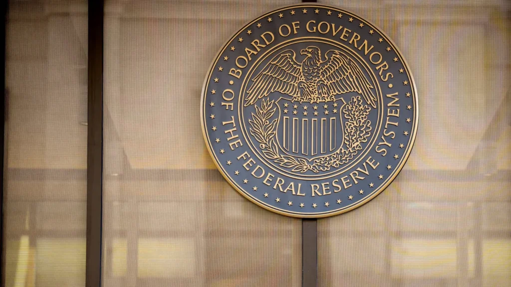 the-federal-reserve-unveils-proposed-framework-for-stablecoin-issuance-a-new-era-of-oversight