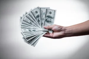 the-great-pivot-why-americans-are-abandoning-the-hustle-culture-for-strategic-income