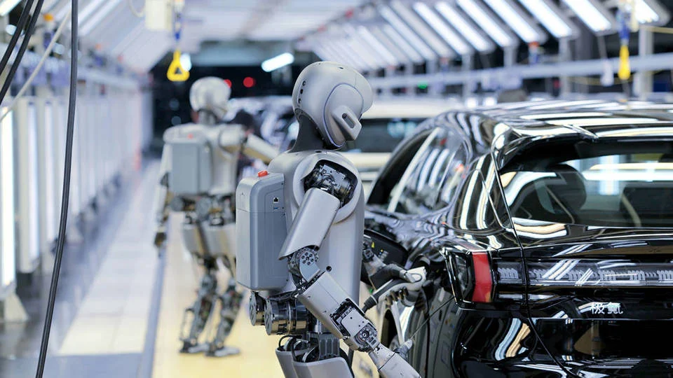 the-trillion-dollar-manufacturing-juggernaut-how-chinas-trade-surplus-reshapes-global-economics-and-employment