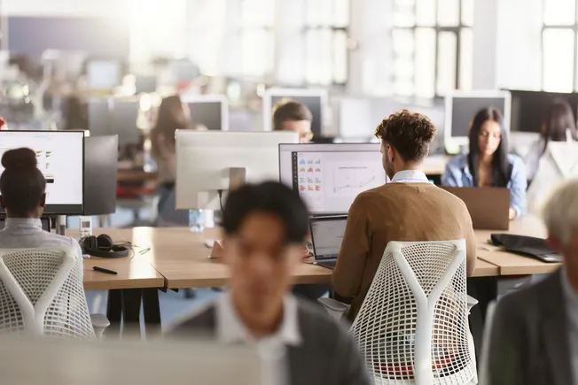 rethinking-corporate-finance-how-esker-is-embedding-ai-token-consumption-into-employee-expense-planning