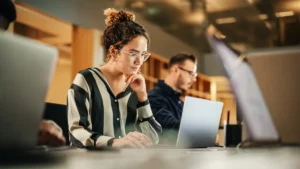 the-ai-productivity-paradox-why-half-of-ceos-struggle-to-convert-efficiency-gains-into-bottom-line-growth