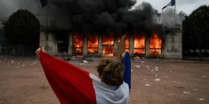 the-crucible-of-french-education-inside-the-student-protests-the-parcoursup-crisis-and-the-automated-divide